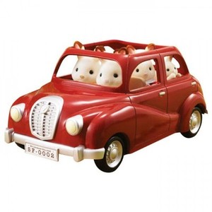 saloon car sylvanian families