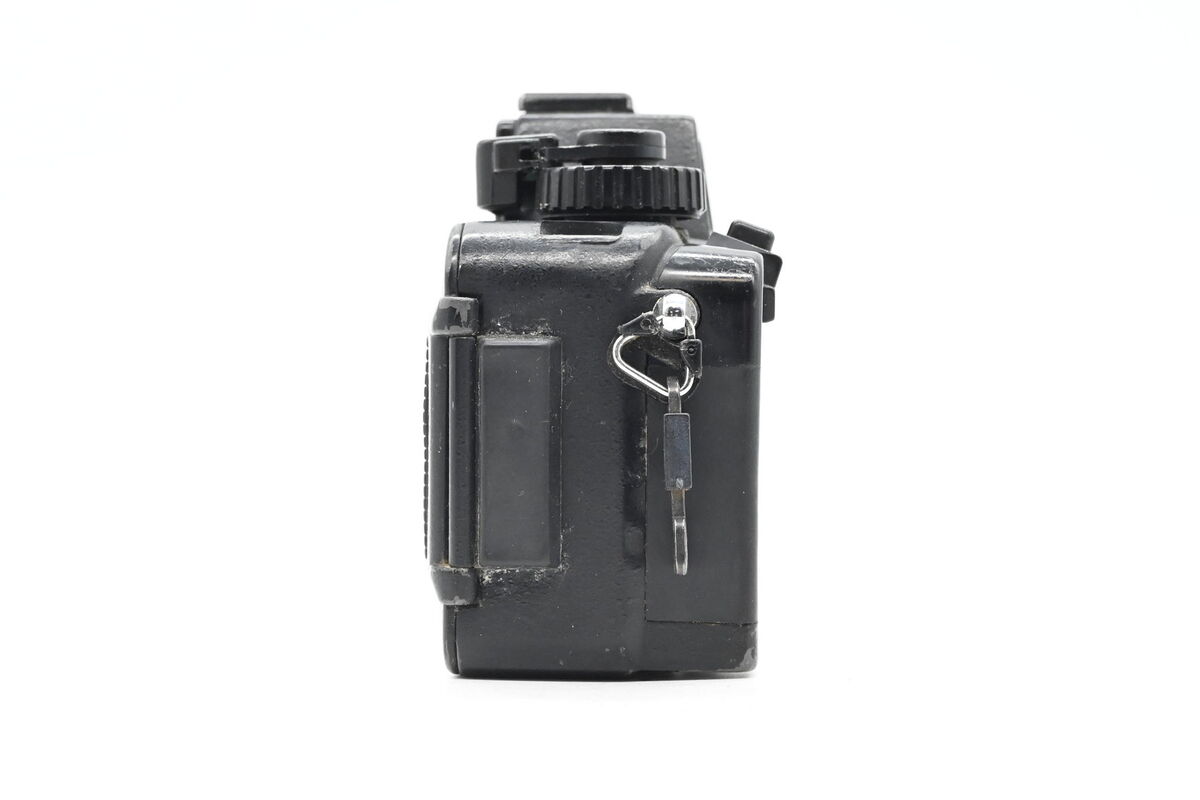 Nikon Nikonos V Underwater Film Camera Body Orange #751 | eBay Nikon Nikonos V Underwater Film Camera Body Orange #751 | eBay