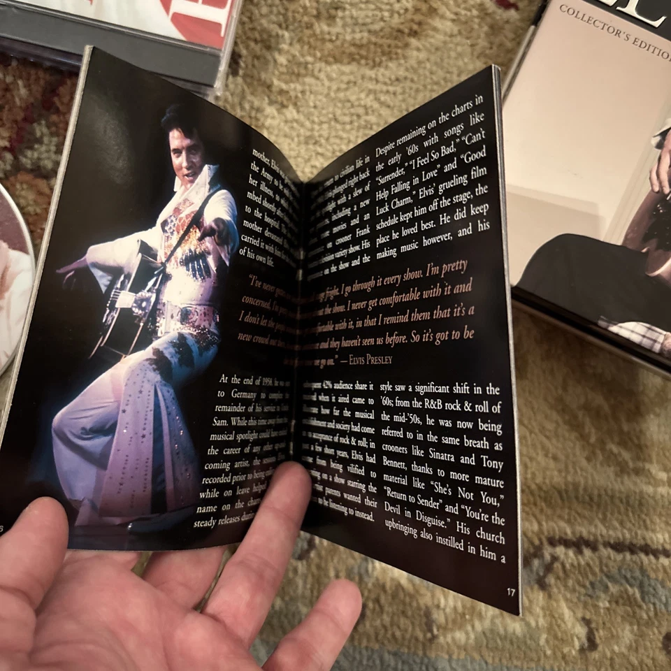 Elvis Presley: Collector's Edition Tin (2 CD, 1 DVD) Great Valentines Present - Image 4 of 4