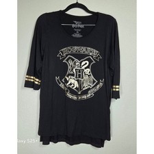 Universal Studios Harry Potter Hogwarts Crest Black Gold 3/4 Sleeve Shirt M