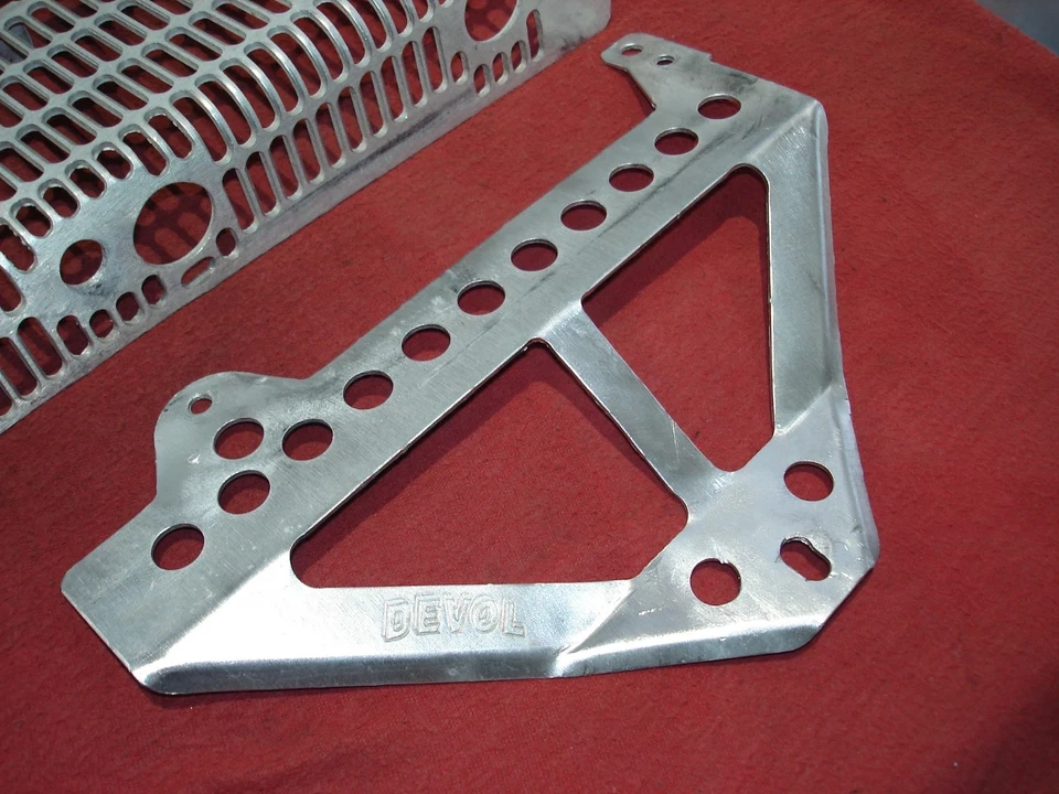 PROTECTORES Y SOPORTES DE RADIADOR DE ALUMINIO SUZUKI RMZ250 DEVOL 2007 2008 2009 RMZ 250 Foto 2 de 4