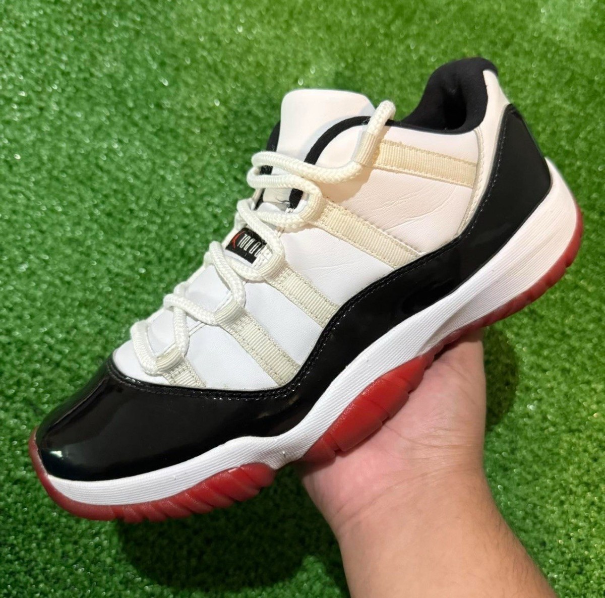 Air Jordan 11 Retro Low Concord Bred Size 10 193658223256|