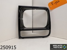 Oem 1997-2001 Jeep Grand Cherokee 4.0l Passenger Right Headlight Trim Bezel Oem 1997-2001 Jeep Grand Cherokee 4.0l Passenger Right Headlight Trim Bezel