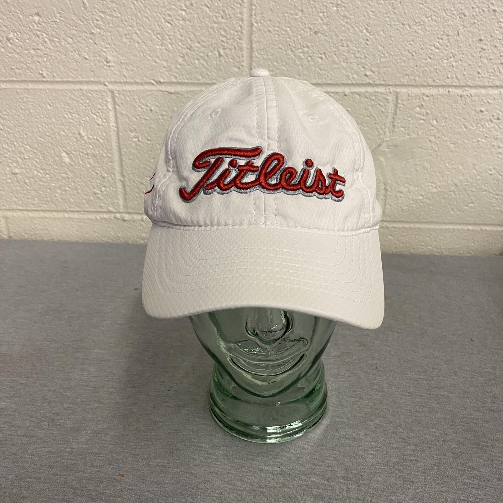 Titleist Script Apple Logo Course White Imperial … - image 1