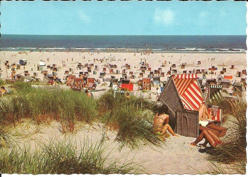 AK Norderney Insel - Ostbad Weiße Düne, Strandkörbe, Bikini, Meer - ca. 1960