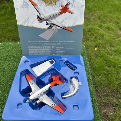 Corgi Douglas R4D-5 'Que Sera Sera' 12418 - US Navy VX-6 Limited Edition AA30002