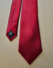 VGUC Boys Dockers Solid Burgundy Tie