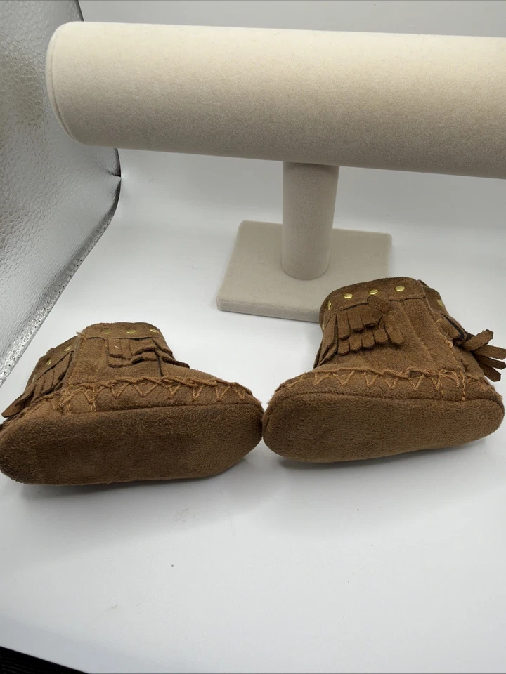 Mocasines/botines para bebé Okie Dokie JCP talla 1 marrón polar como niña Foto 4 de 4