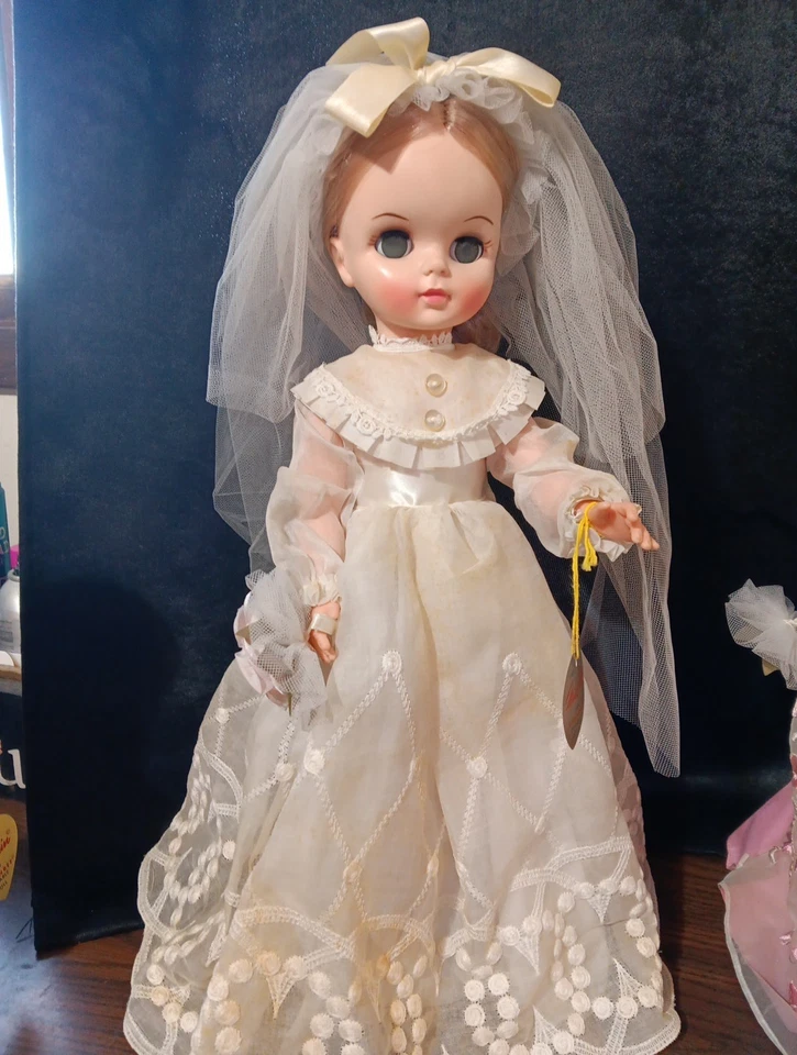 Vintage Effanbee Set Of 4 Dolls Miss Chips & Pun'kin Bridal Party Doll Set 1973 - Image 3 of 4