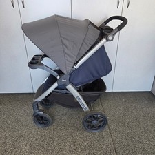 Chicco Bravo Single Stroller Quick-Fold with Canopy Tray