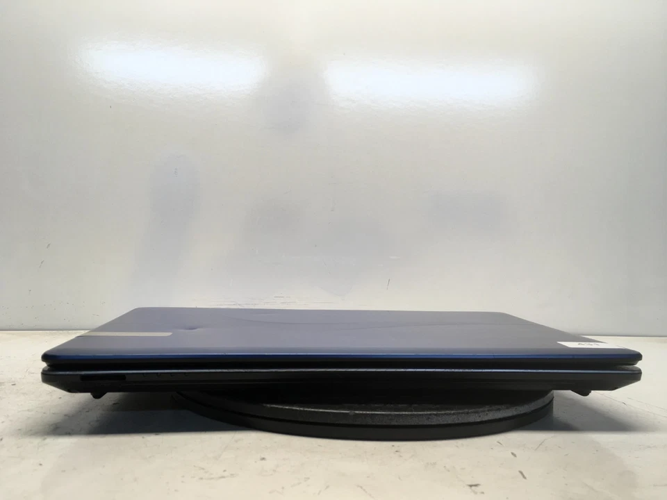 Gateway NV57H57U Intel i5-2430M 2,4 ГГц 1 ГБ без жесткого диска - Изображение 3 из 4