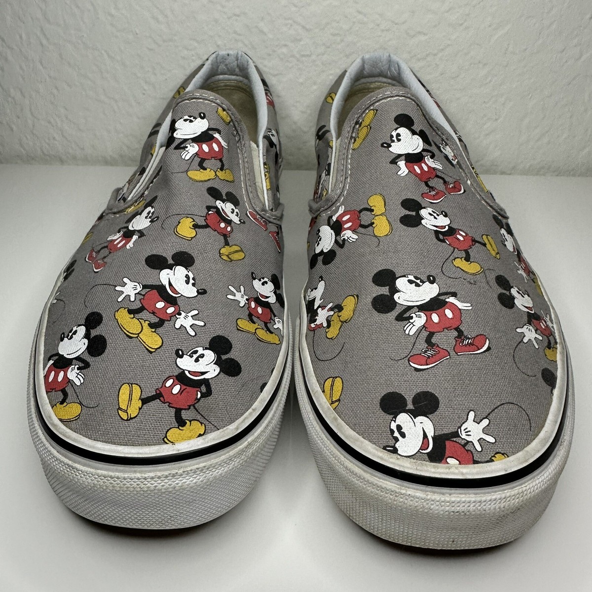 VANS x DISNEY MICKEY MOUSE GREY SLIP-ON SHOES MEN SIZE 11  display picture 1