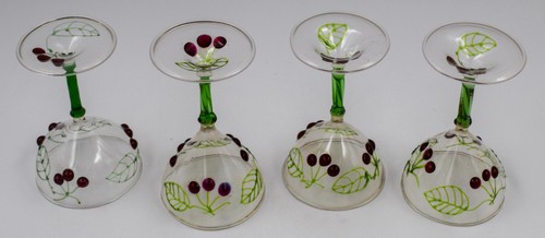 Bimini Austrian Red Cherry Lampwork Wine Glasses, Circa 1925 - Picture 5 of 5