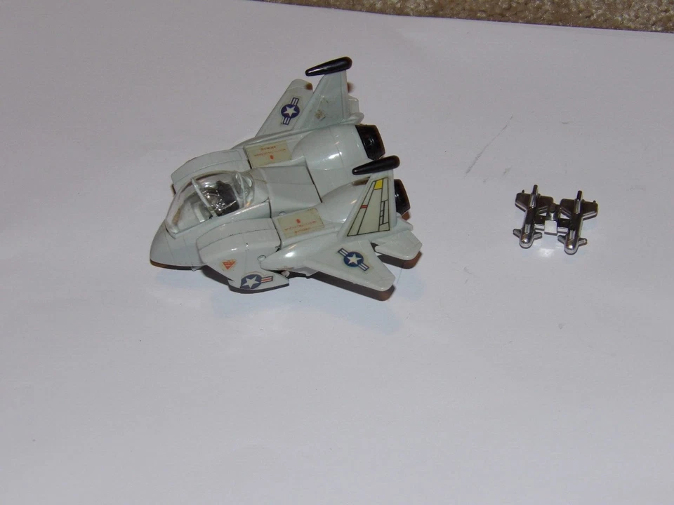 F-15 EAGLE SCRAMBLE EGG JET BANDAI JAPAN VINTAGE ORIGINAL TRANSFORMER - Image 2 of 4