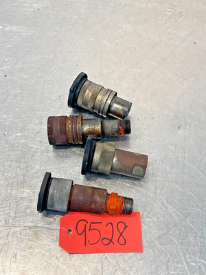 #ad #ad 1966 Allis Chalmers AC 190 XT Gas Tractor Rear Hydraulic Couplers $30.00