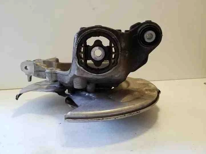 Buje trasero derecho VOLVO XC60 II 246 32217287 2.0 gasolina / eléctrico 26234226 Foto 3 de 3