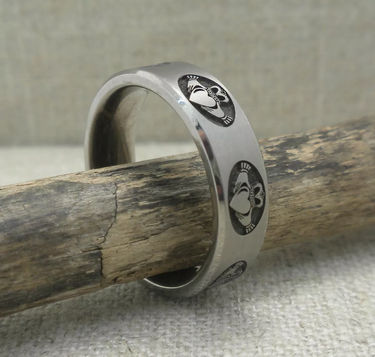 Titanium claddagh shop ring