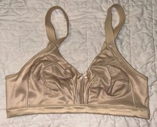 New Bali Size 34C Wire Free Soft Touch Cool Comfort Bra Beige 0044 Wireless
