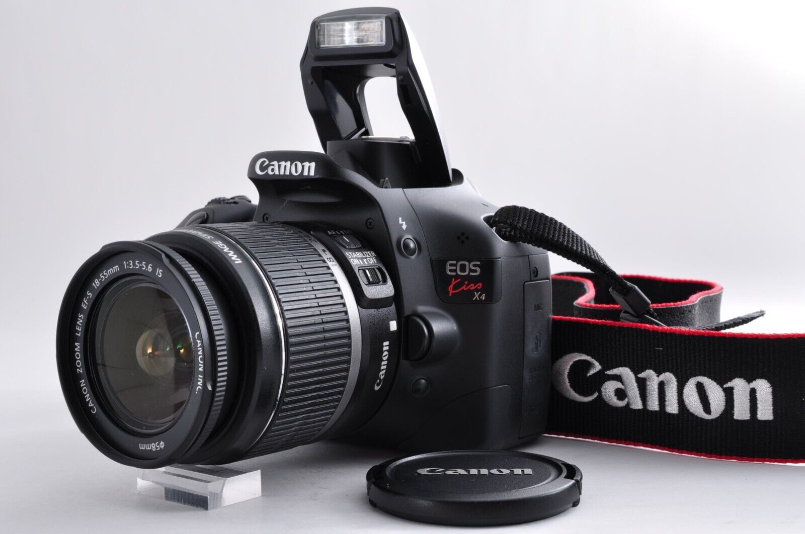 CANON EOS KISS X4 / CANON EFS 18-55mm IS-