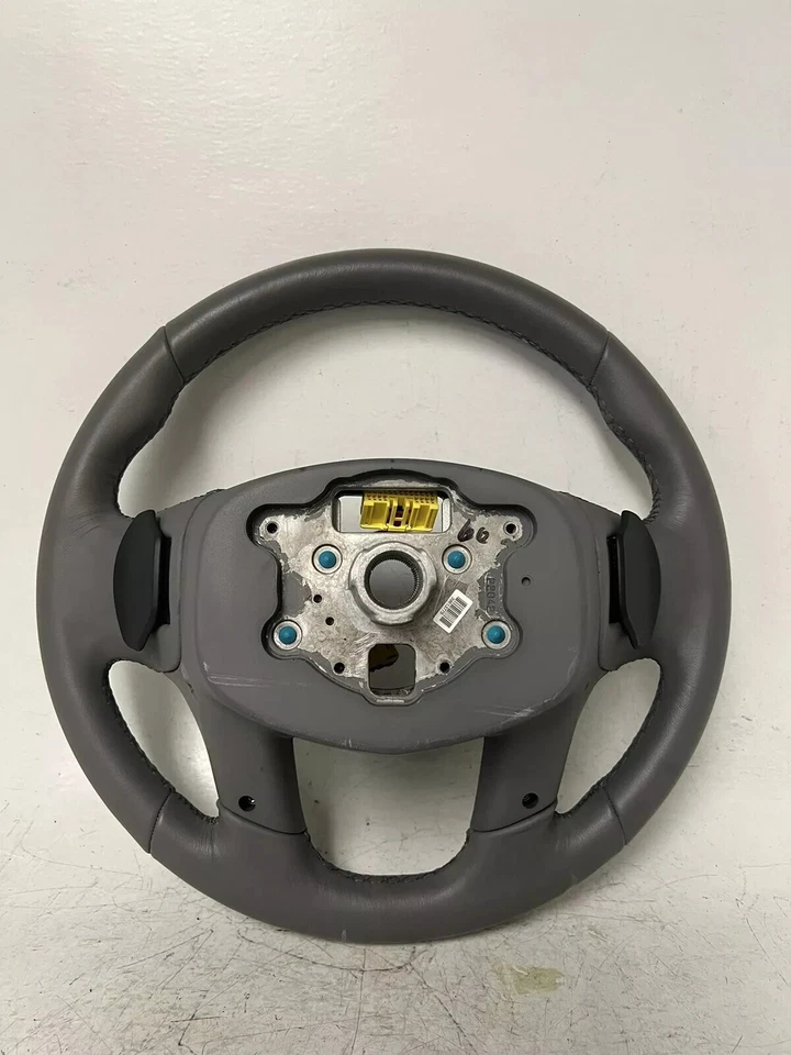 Cadillac XT5 2017-2023 volante de cuero gris titanio OEM 86815577 0053 Foto 4 de 4