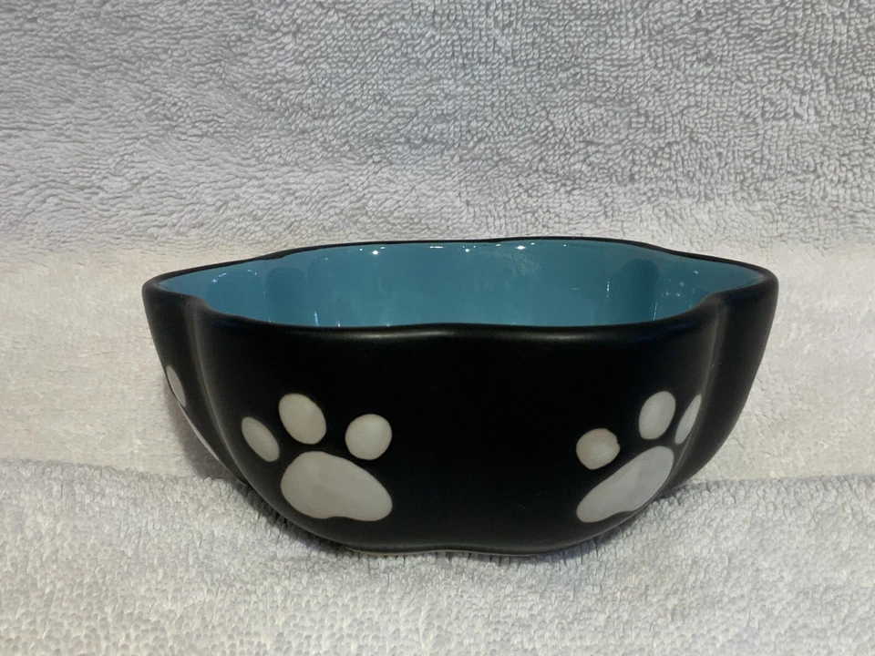 Tazón de comida/agua de gres Ethical Pet Spot 4,75”D x 1,75”H para mascotas pequeñas  Foto 3 de 4