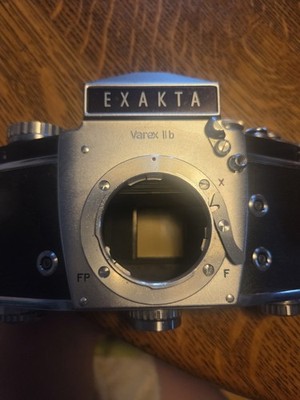 Exakta Varex IIb 35mm Camera With Carl Zeiss Jena Pancolar 2/50