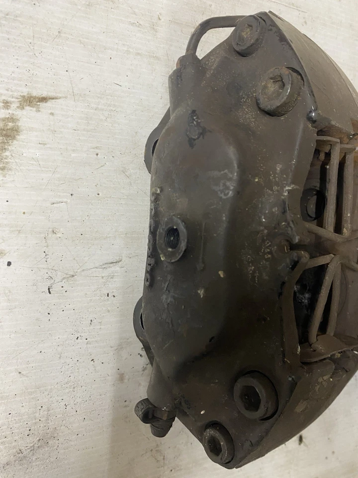 Передние тормозные суппорты Porsche 944 Turbo S2 968 Brembo левая правая сторона - Изображение 3 из 4