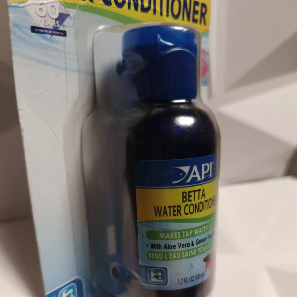 API Betta Water Conditioner 1.7oz (50mL) Makes Tap Water Safe for Betta Fish - Image 4 of 4