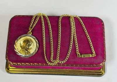 Vintage Religious Catholic Blessed Virgin Holy Mary Gold Two Tone Necklace 18 