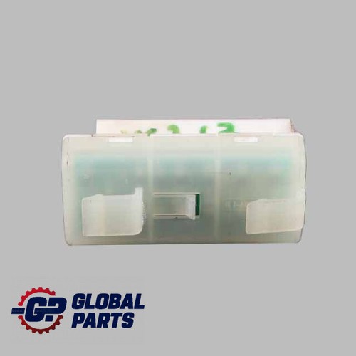 Voltage Converter Mercedes W176 W222 W246 Power Distributor Fuse A0009820912 - Picture 5 of 12