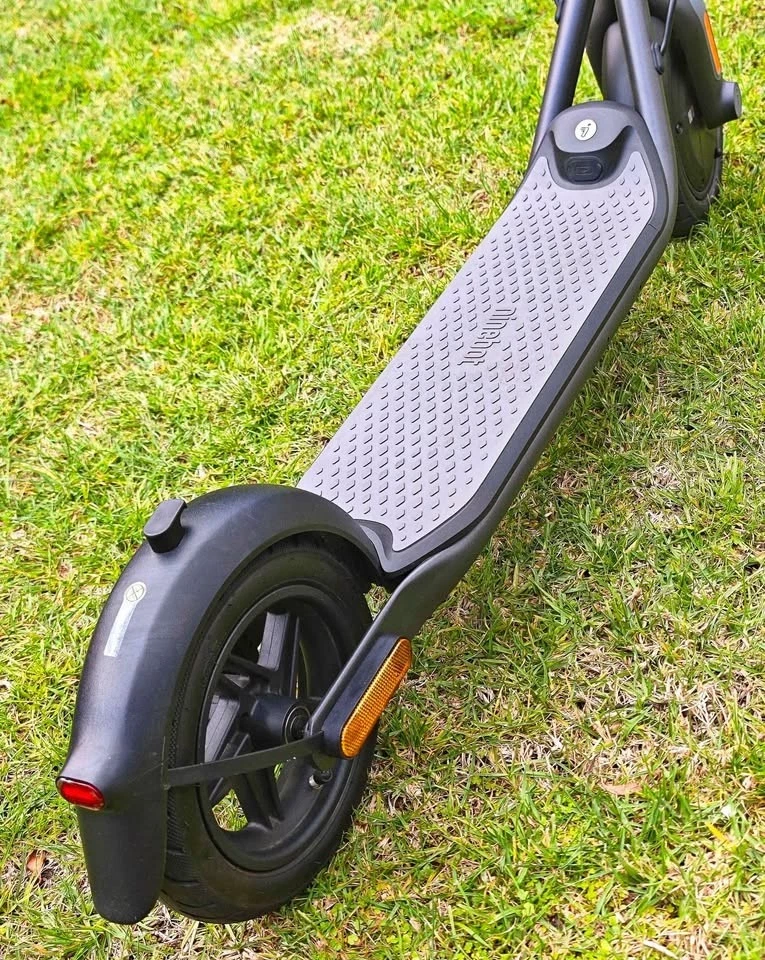 Second Hand Segway F-20 E-Scooter, Excellent Condition - image 2 of 4