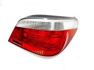 BMW 5 Touring E61 Rücklicht hinten rechts 2VP008679 3.00 Diesel 160kw 20539149