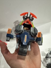 LEGO NEXO KNIGHTS: Aaron's Stone Destroyer (70358