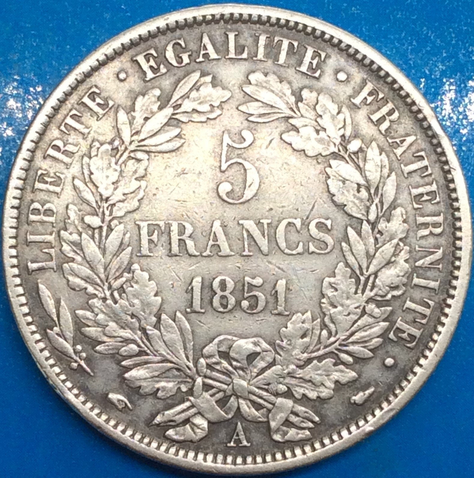 Foto 1 di 11