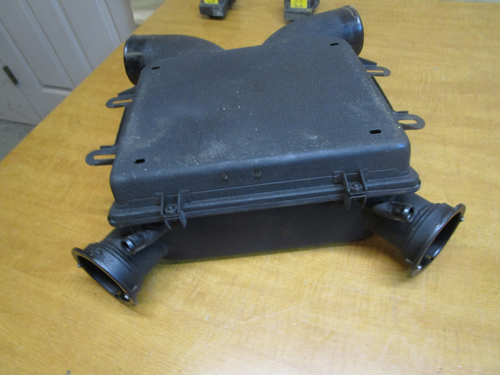 Ferrari 348  -  Air Intake Filter  Box   P/N 142054