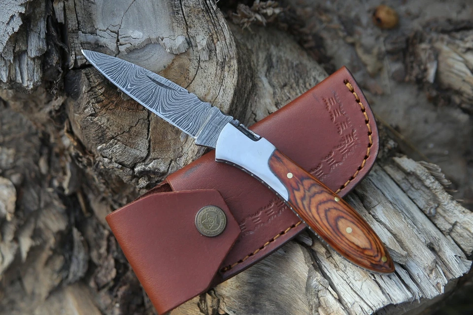 Damascus handmade Folding Pocket knife camping Skinner Hunting Knife with Pouch - Image 4 of 4