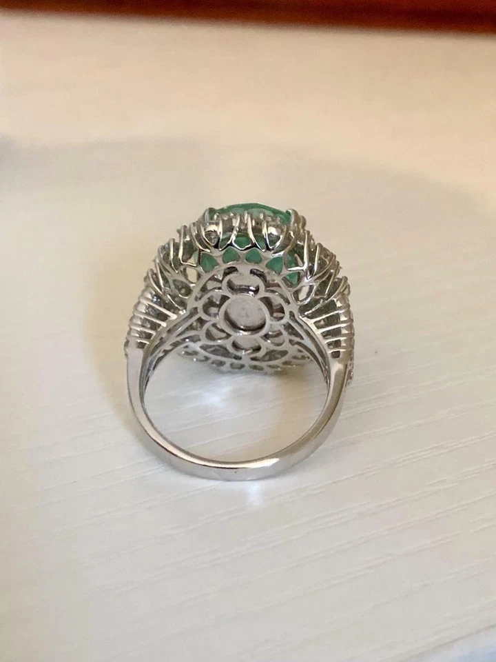 10.22CT Neon Green Paraiba Tourmaline With 3.05CT Shiny Clear CZ Engagement Ring - Image 4 of 4