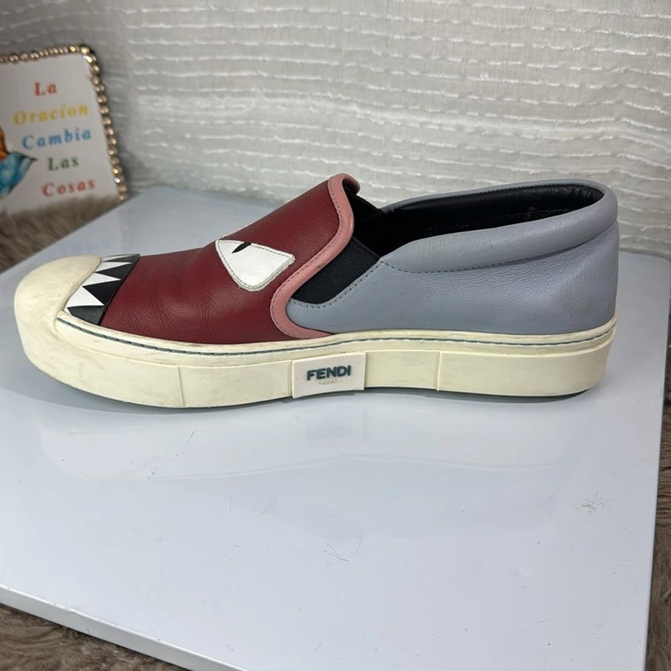 (N7) Fendi Monster Zapatillas Sin Cordones Cuero, Talla 37, Hombre Un Zapato, Zapato Derecho Foto 3 de 4
