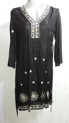 Leichtes Kleid mit eleganter Stickerei von Nomads Clothing EL25