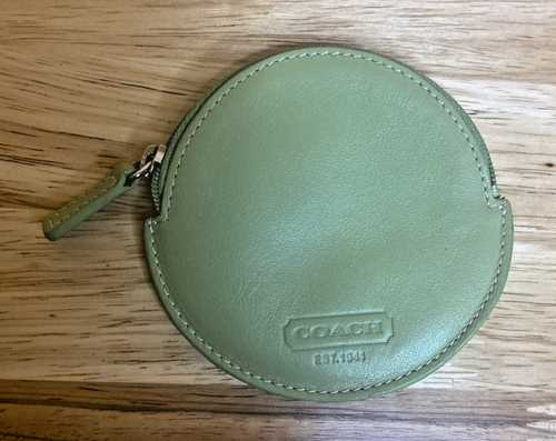 Vintage Coach Green Leather Round Coin Pouch Case Wallet Purse
