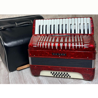 美品 YAMAHA アコーディオン YA-21 32鍵盤 21ベース ケース付 YAMAHA YA-21 Accordion 32 Keys 21 Bass Red w/ Case Tested Working
