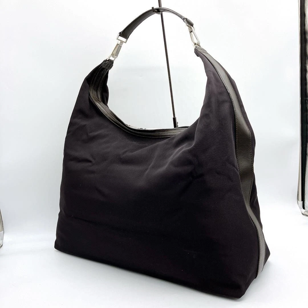 Sac à bandoulière GUCCI grande capacité nylon marron foncé uni #PGDQ0W