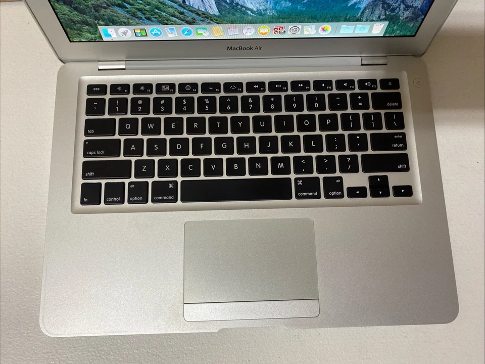 Apple MacBook Air 13" Mid-2009 A1304 Core 2 Duo 2.13 GHz 2GB RAM 128GB SSD GPU - Image 4 of 4