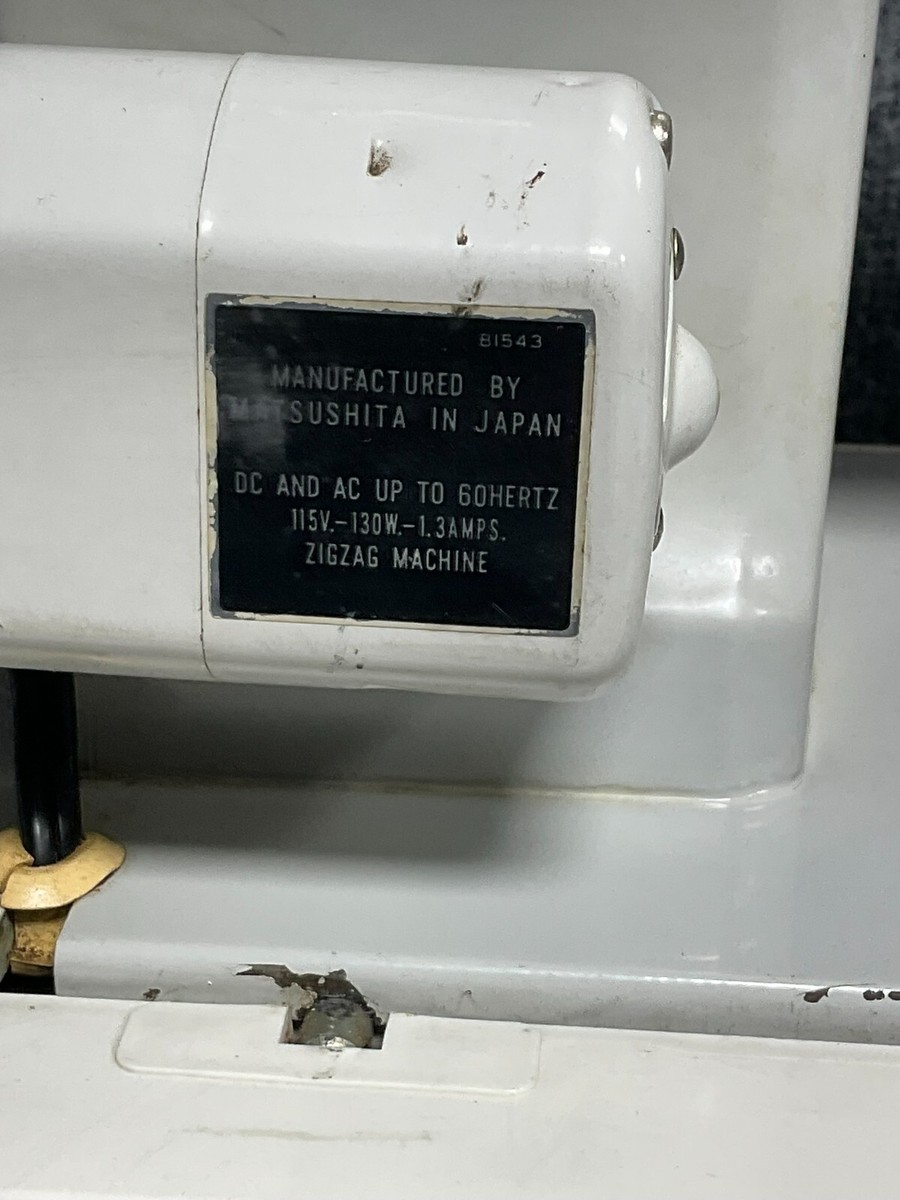 Dial N Sew 81543 115V-130W Zig-Zag Sewing Machine - Vintage