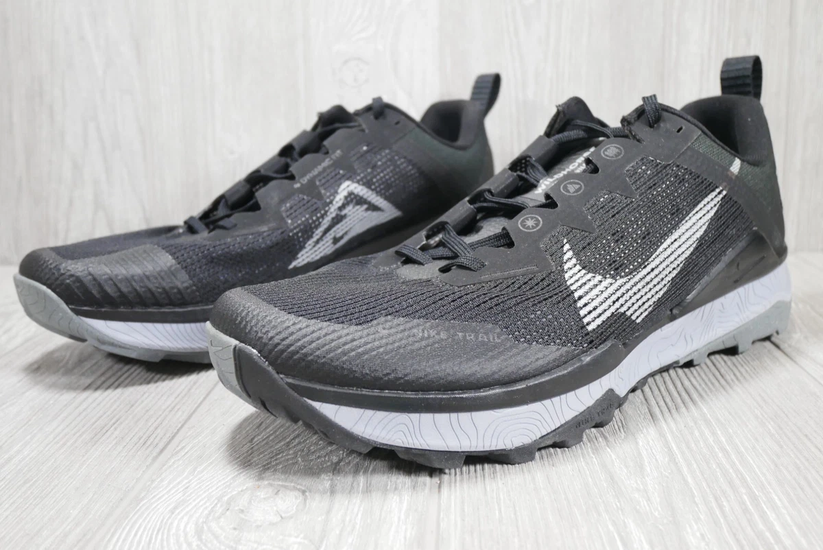 Aggregate more than 123 black horse sport shoes super hot kenmei.edu.vn