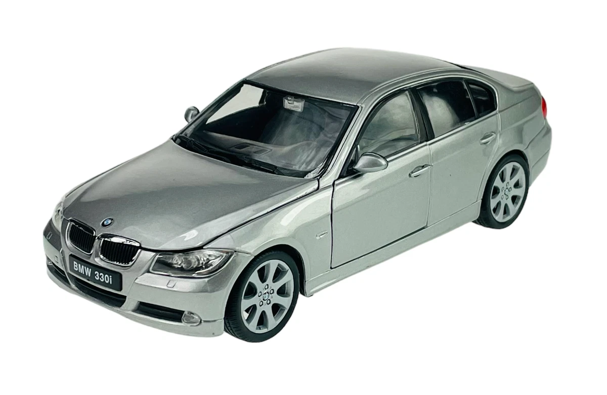 WELLY BMW 330i E90 SILVER 1 24 DIE CAST METAL MODEL NEW IN BOX