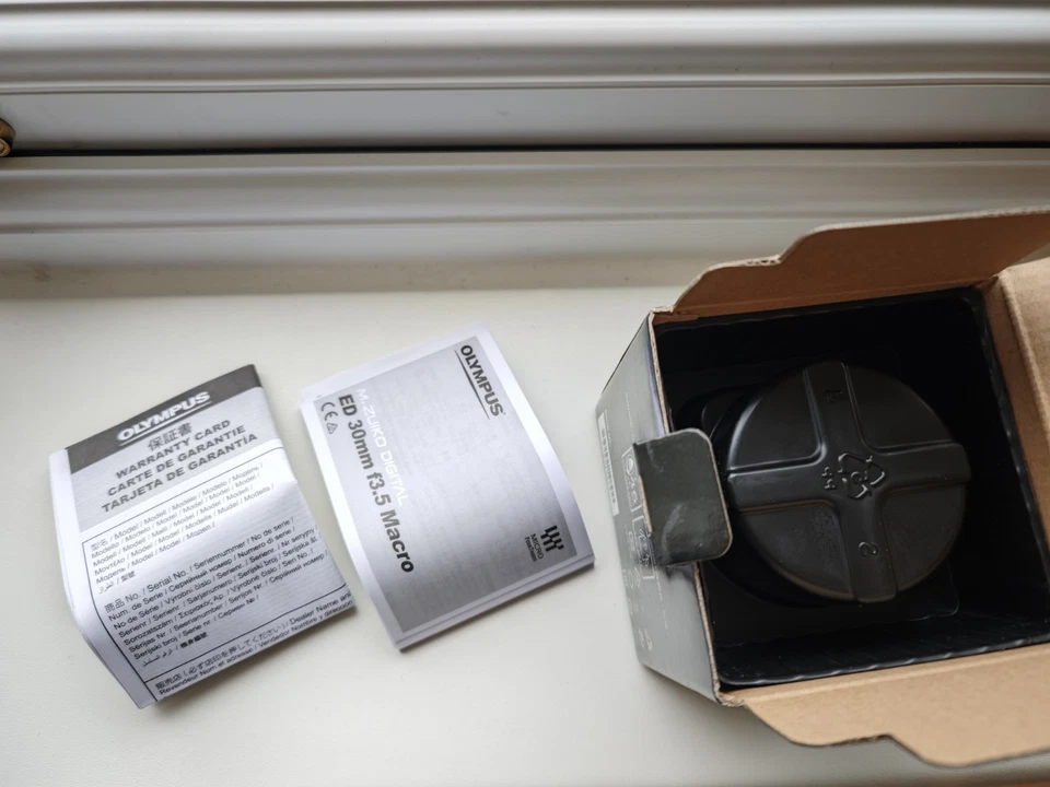 *** SUPERB NEW OLYMPUS M.ZUIKO ED 30mm f3.5 M43 Macro lens in black *** - Image 4 of 4