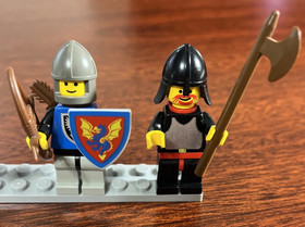 LEGO 6057 Sea Serpent Minifigures & Acessories Vintage Castle Series INCOMPLETE