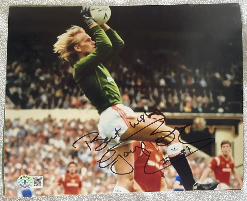 GARY BAILEY ENGLAND & MANCHESTER UNITED STAR HAND SIGNED 8X10 BAS BE65164