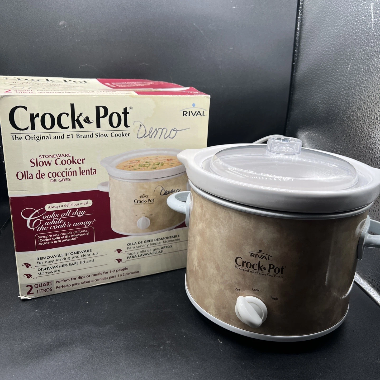 Rival 2 Qt Quart Small Crock Pot Stoneware Slow Cooker Model SCR200. 2006